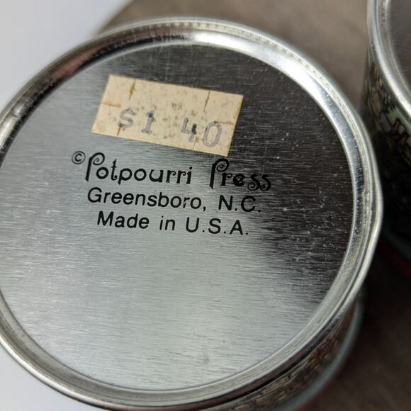 Vtg Miniature Christmas Tins Forest Animals Tree 2" Holiday Container Gift Box - Picture 8 of 12